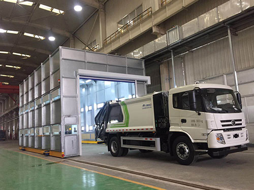 宇通重工移動(dòng)噴漆房項(xiàng)目